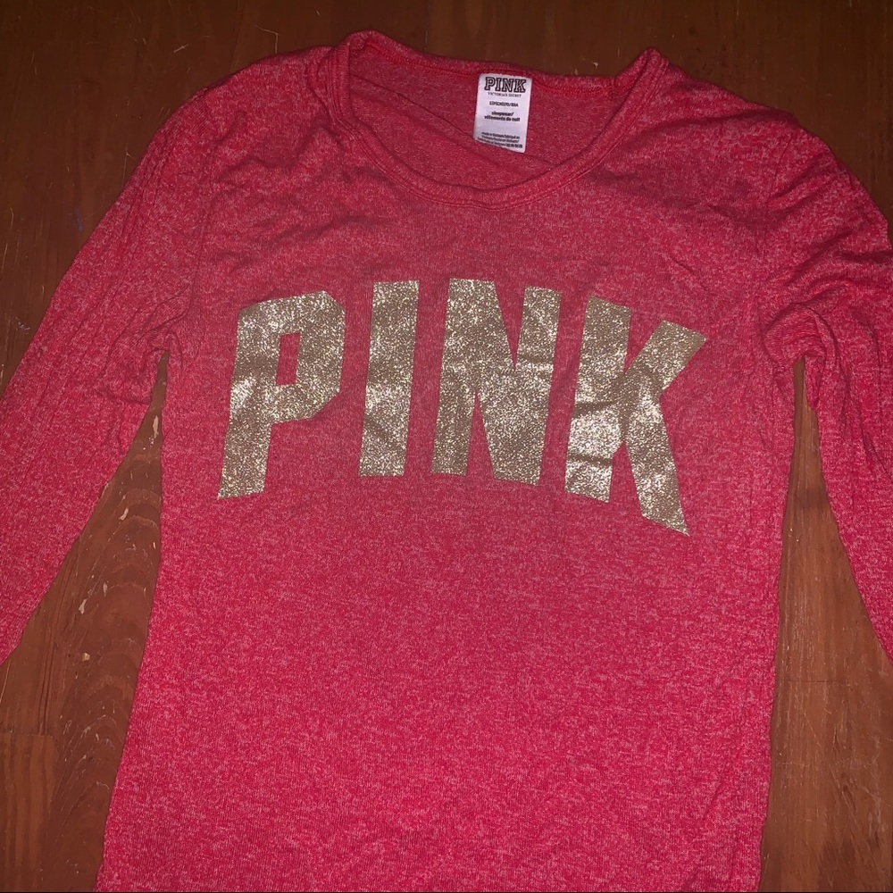 VS pink soft long sleeve shirt